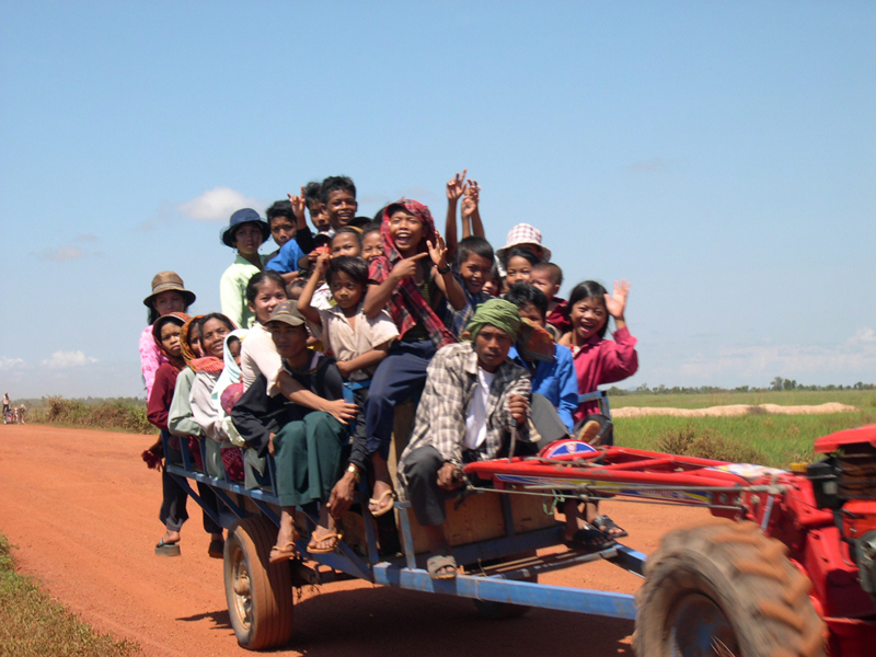 attraction-Banteay Meanchey Population Khla Kaun Thmei Village.jpg
